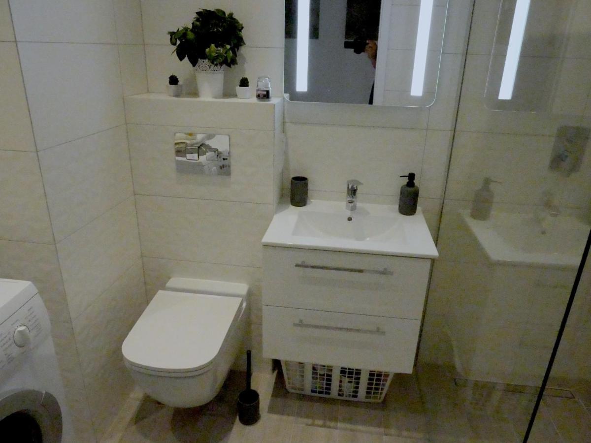 Nowoczesny Apartament Świnoujście Exteriör bild